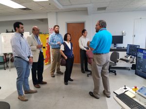 Dr. Veeraraghavan Sundar gives tours of UES' Robo-Met operations at the ACerS Dayton/Cincinnati/Northern Kentucky Section Kickoff Meeting